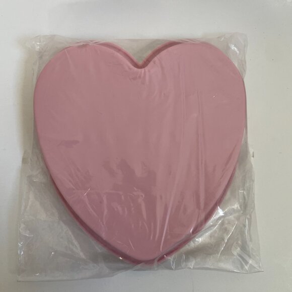 Heart-Shaped Silicone Baking Mold Set - Picture 2 of 8